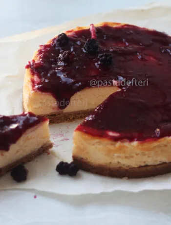 Böğürtlenli Cheesecake Tarifi, Nasıl Yapılır?
